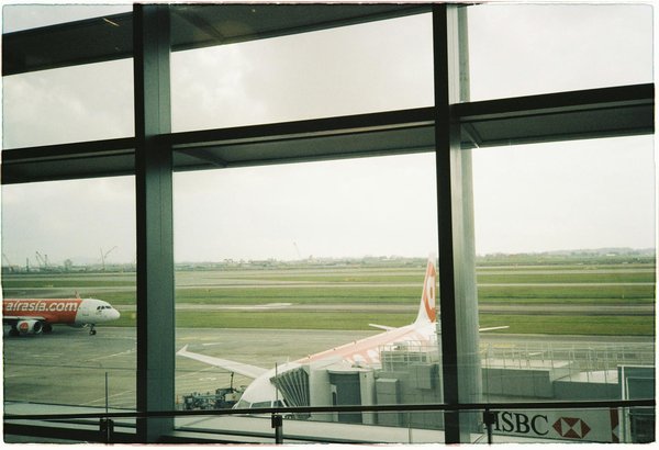 Comment organiser un camping pour une expédition de randonnée dans les montagnes de la Sierra Nevada?